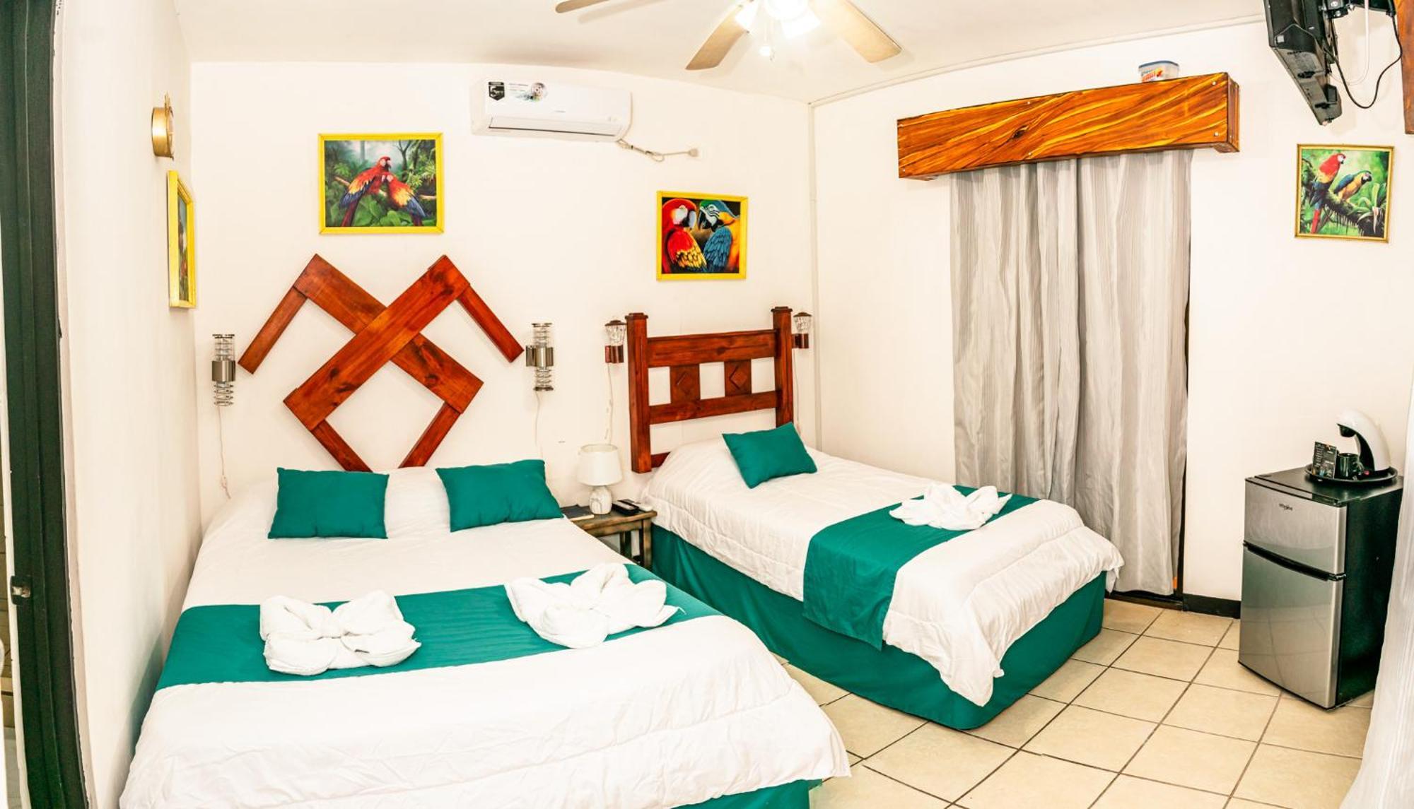 Casa Valentina - Ocean, Nature, Relax, Central Quepos Extérieur photo