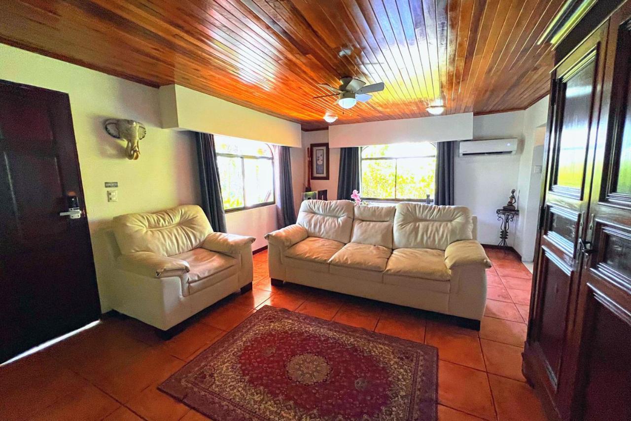 Casa Valentina - Ocean, Nature, Relax, Central Quepos Extérieur photo